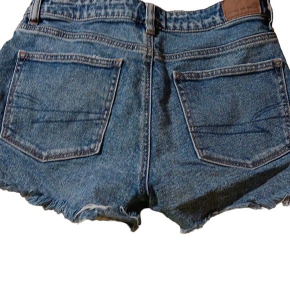 A7-American Eagle Super Stretch “Shortie” Dark Wash Shorts size 4 - Picture 2 of 5